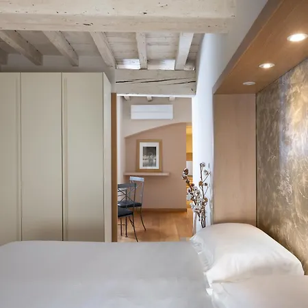 ريليز بياتسا سنيورة 4* فلورنس