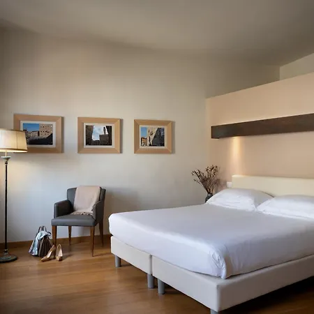 شقة فندقية ريليز بياتسا سنيورة 4*