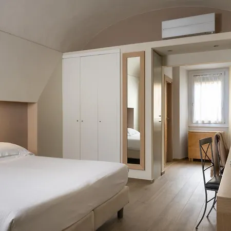 ريليز بياتسا سنيورة