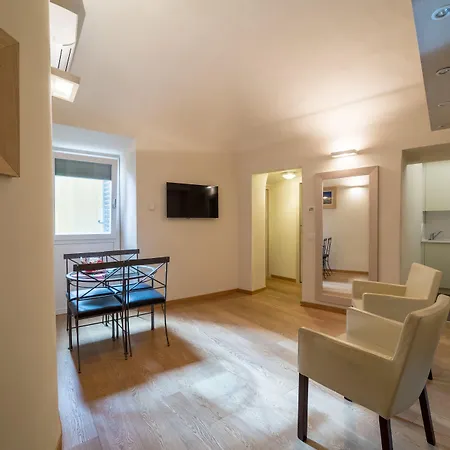 ريليز بياتسا سنيورة